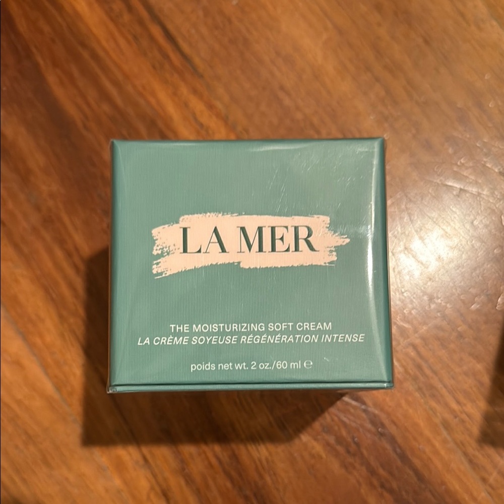La Mer Soft Cream in Elegant Green Packaging
